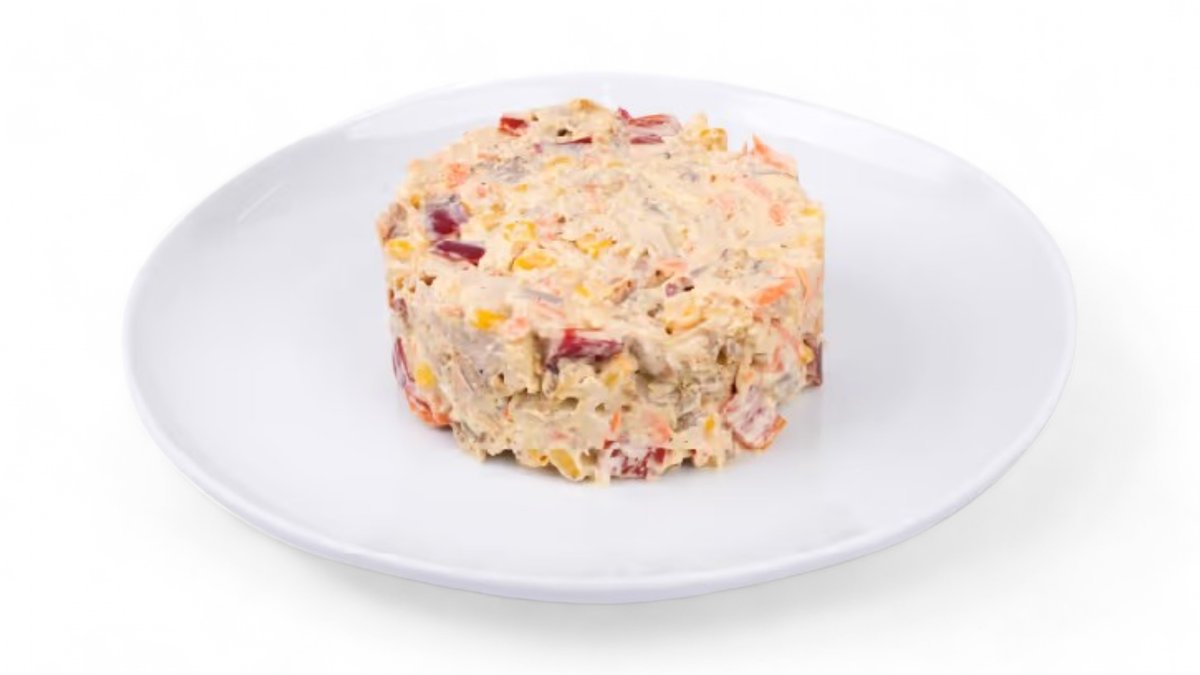 სალათი salad with vegetables