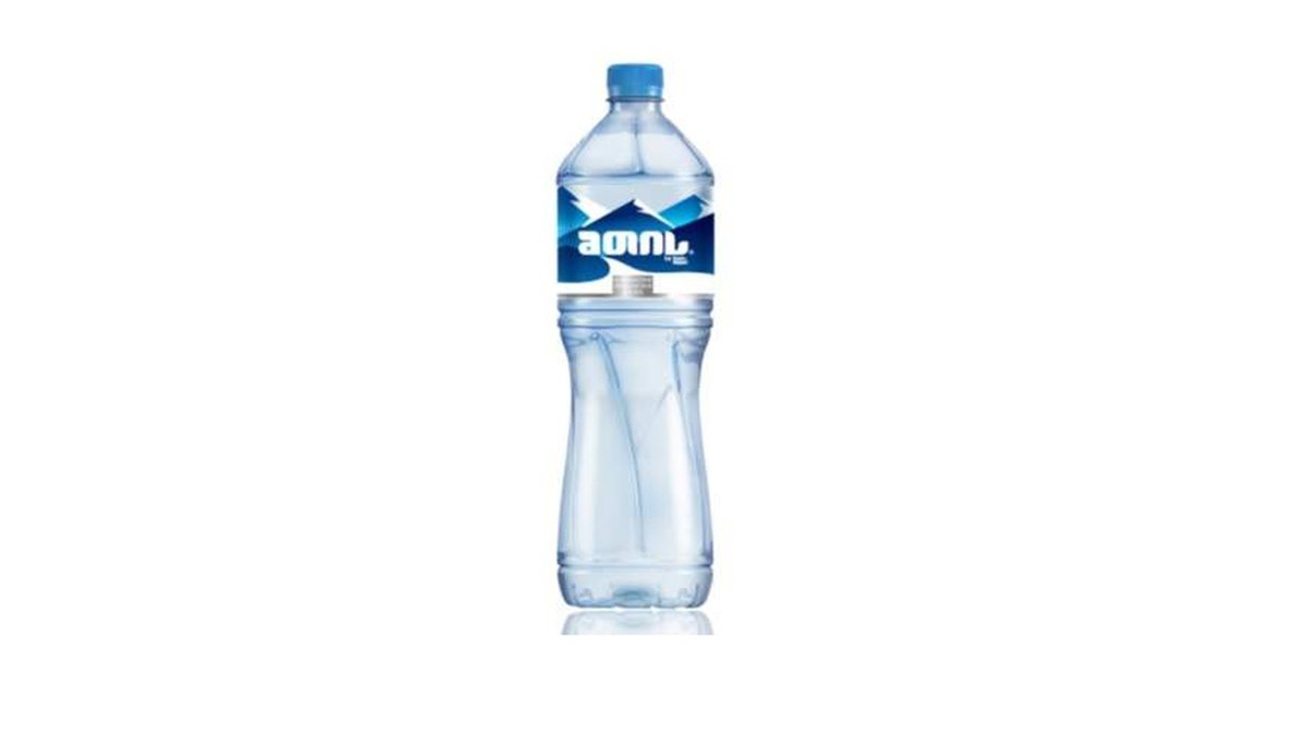 Water Sparkling mountain (1.5 l)
