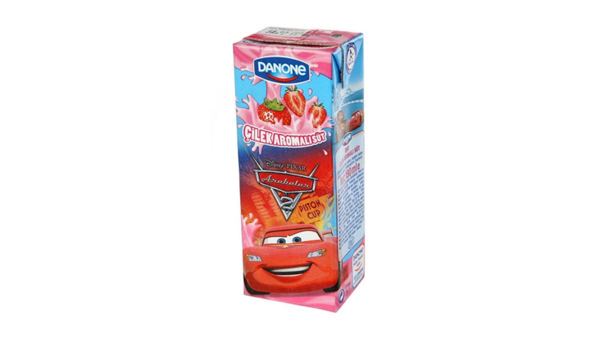 Danone молоко Strawberry