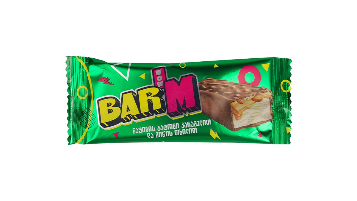 Mister мороженое with caramel and peanuts